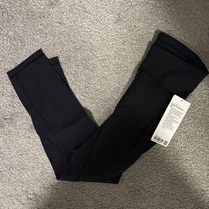 Power Thru HR Crop 23”